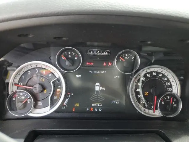 2015 RAM 2500 SLT  
