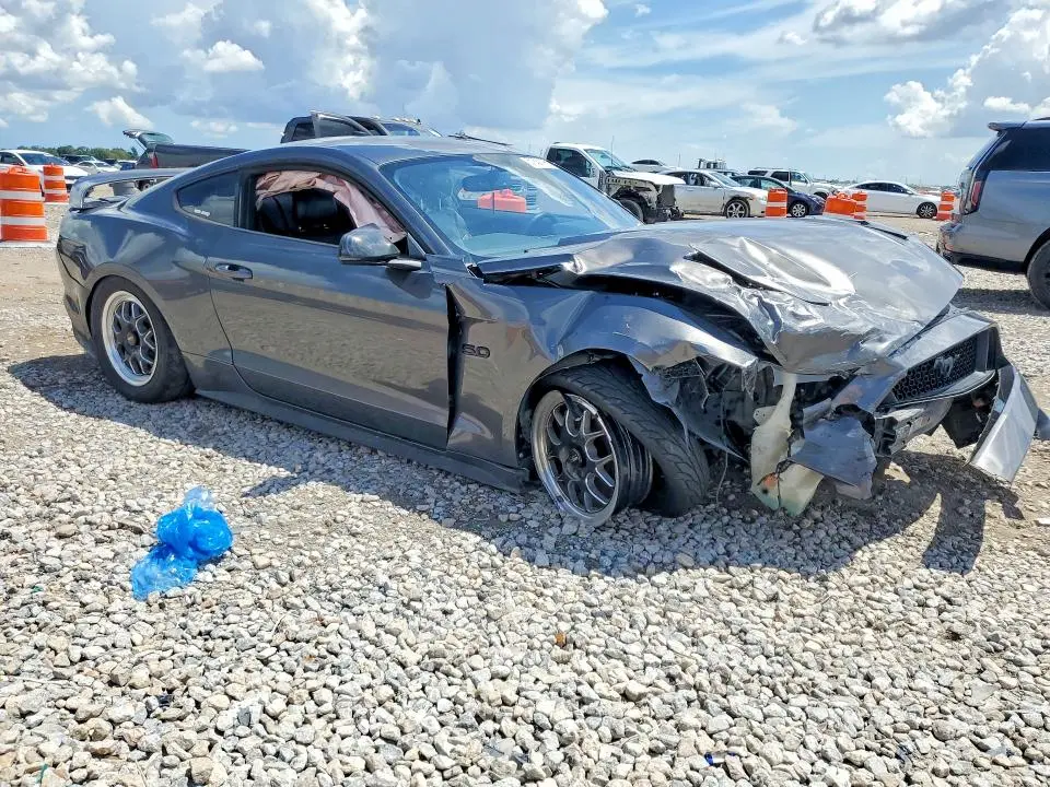 2017 FORD MUSTANG GT  