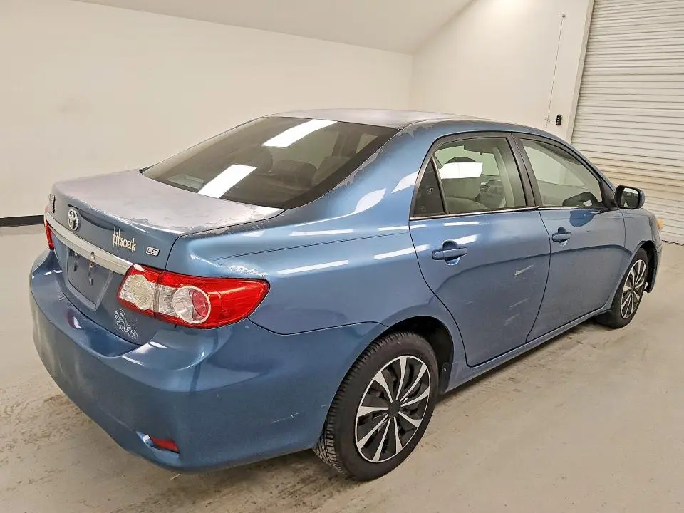 2013 TOYOTA COROLLA LE  