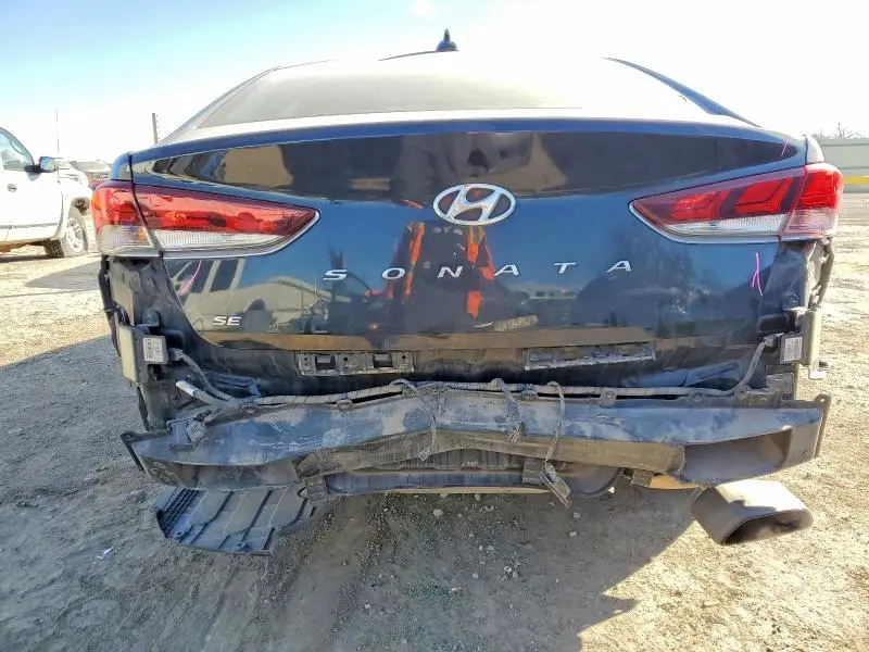 2018 HYUNDAI SONATA SE  