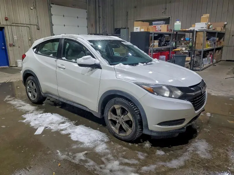 2017 HONDA HR-V LX  