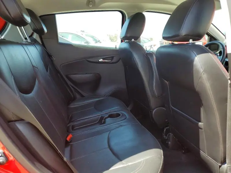 2016 CHEVROLET SPARK 2LT  