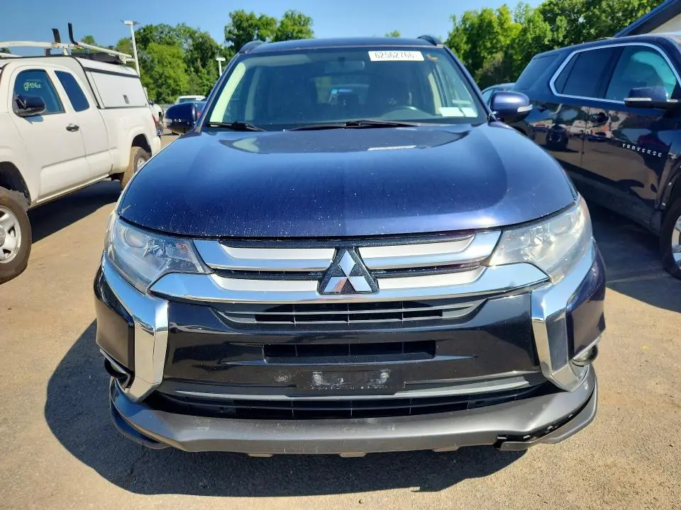 2016 MITSUBISHI OUTLANDER SE  