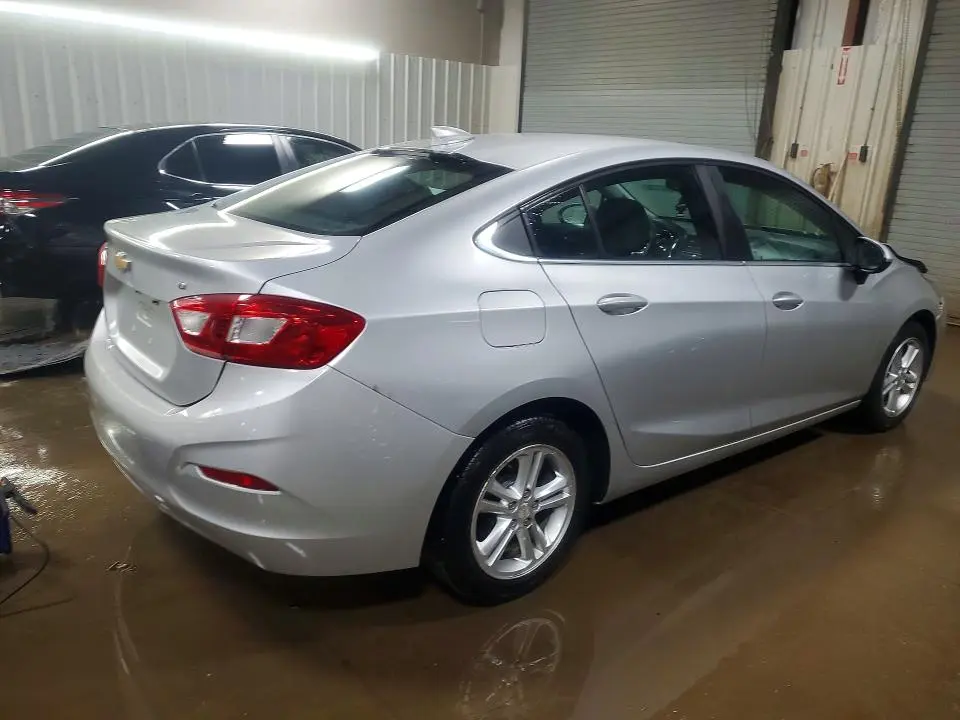 2016 CHEVROLET CRUZE LT  