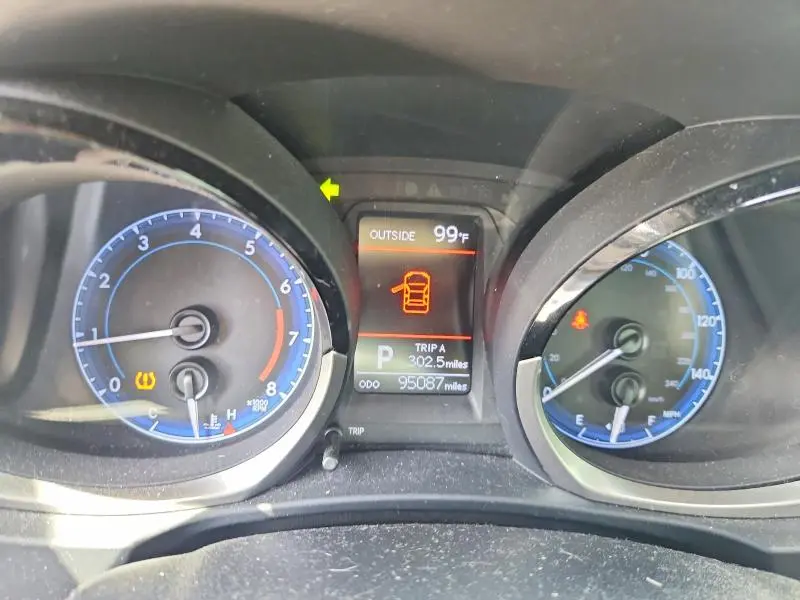 2014 TOYOTA COROLLA S PLUS  