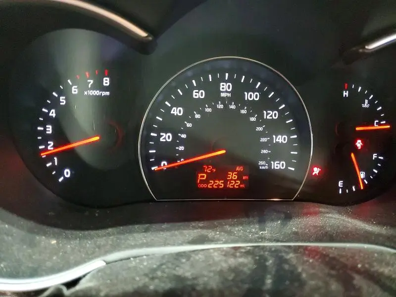 2015 KIA SORENTO LX  