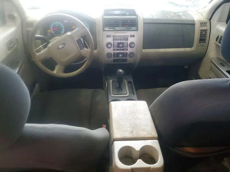 2010 FORD ESCAPE XLS  