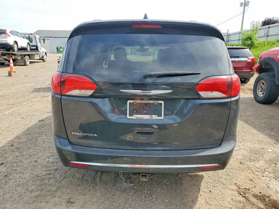 2017 CHRYSLER PACIFICA TOURING L  