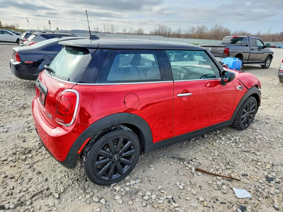 2021 MINI COOPER   