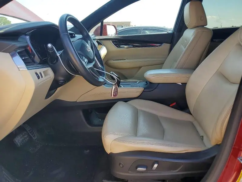 2017 CADILLAC XT5   