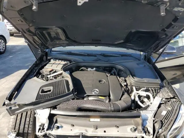 2022 MERCEDES-BENZ GLC 300  