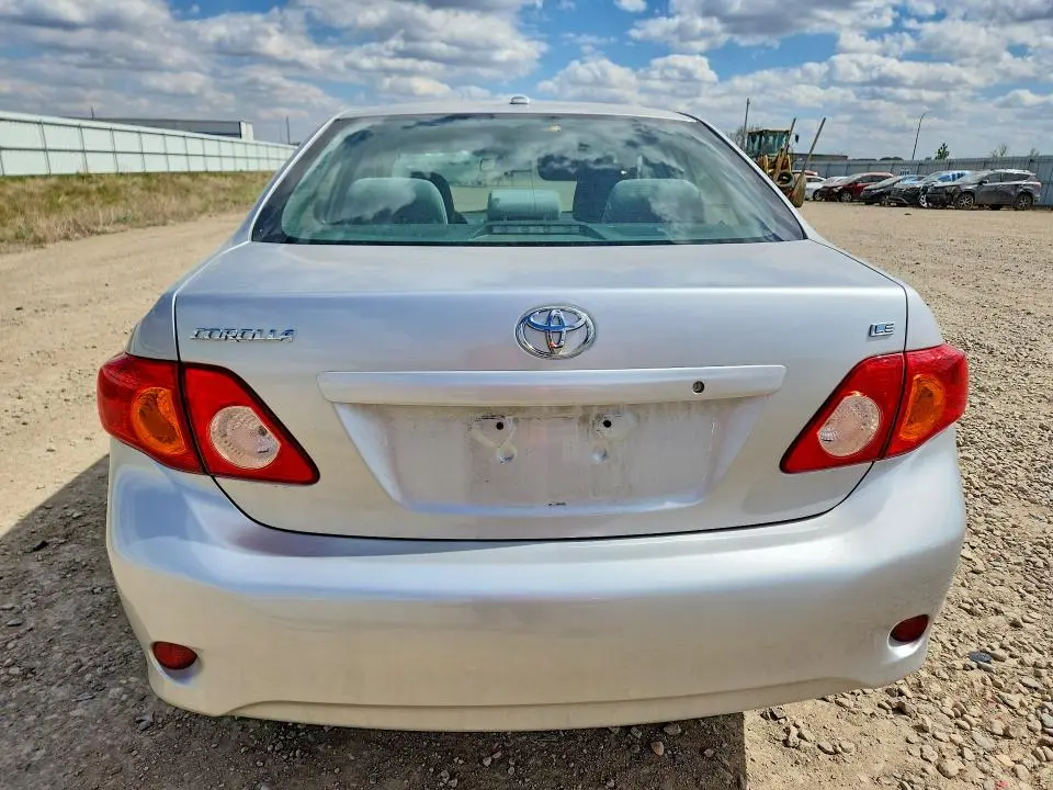 2010 TOYOTA COROLLA LE  