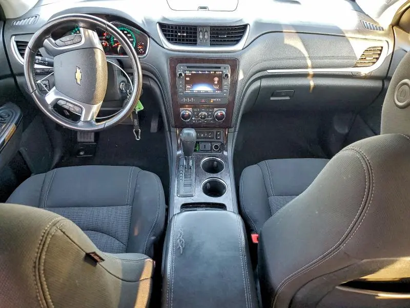 2015 CHEVROLET TRAVERSE LT  