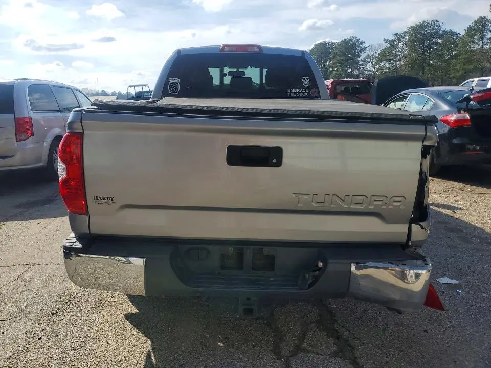 2017 TOYOTA TUNDRA SR5  