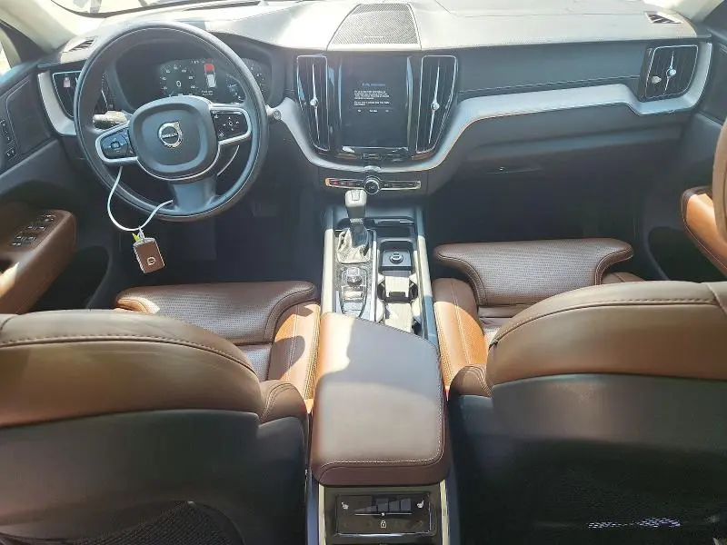 2019 VOLVO XC60 T5 INSCRIPTION  
