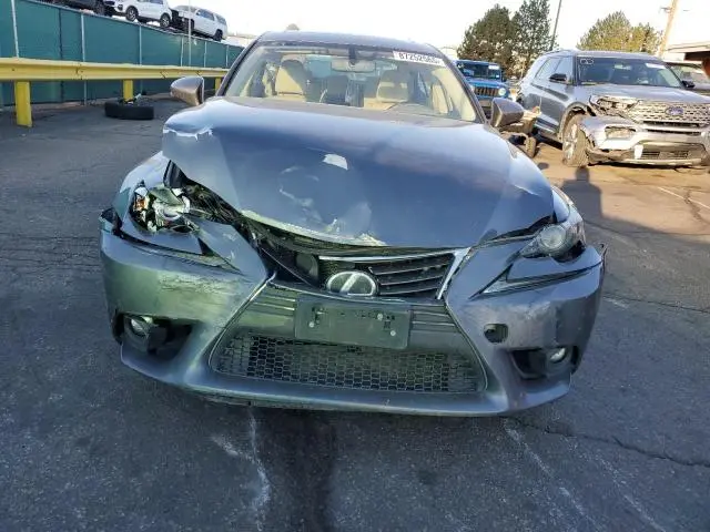 2016 LEXUS IS 200T  