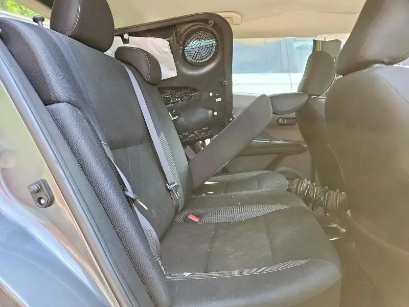 2020 NISSAN KICKS S  