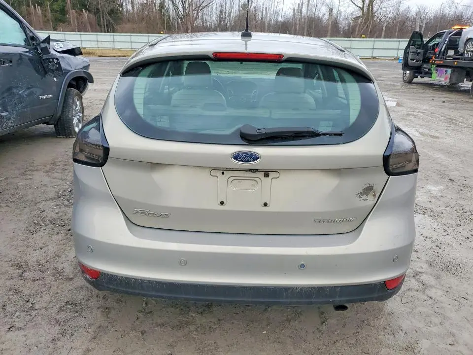 2016 FORD FOCUS TITANIUM  