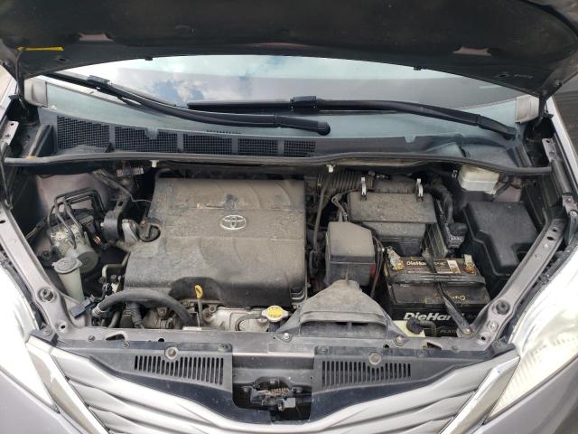 2012 TOYOTA SIENNA XLE