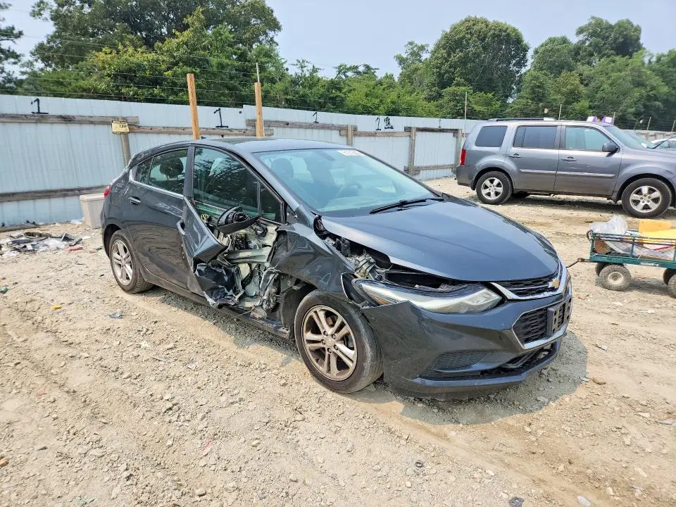 2017 CHEVROLET CRUZE LT  