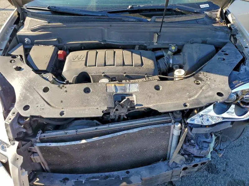 2011 GMC ACADIA SLT-2  