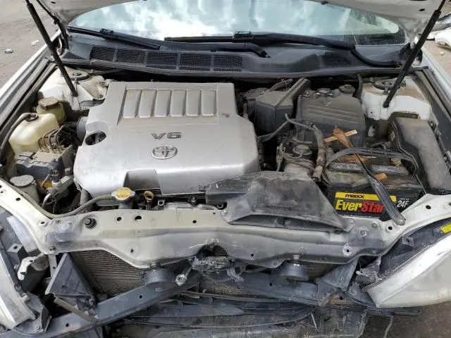 2010 TOYOTA AVALON XL  