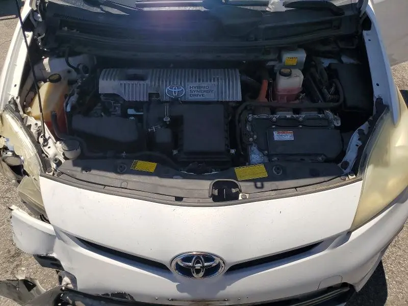 2013 TOYOTA PRIUS TWO  