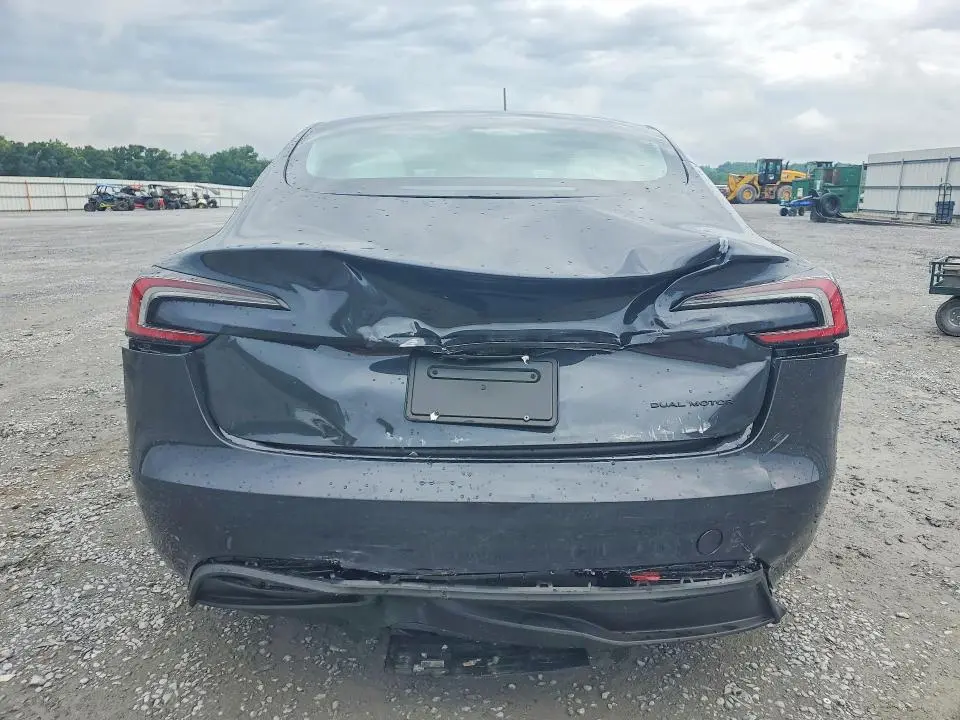 2026 TESLA MODEL 3   