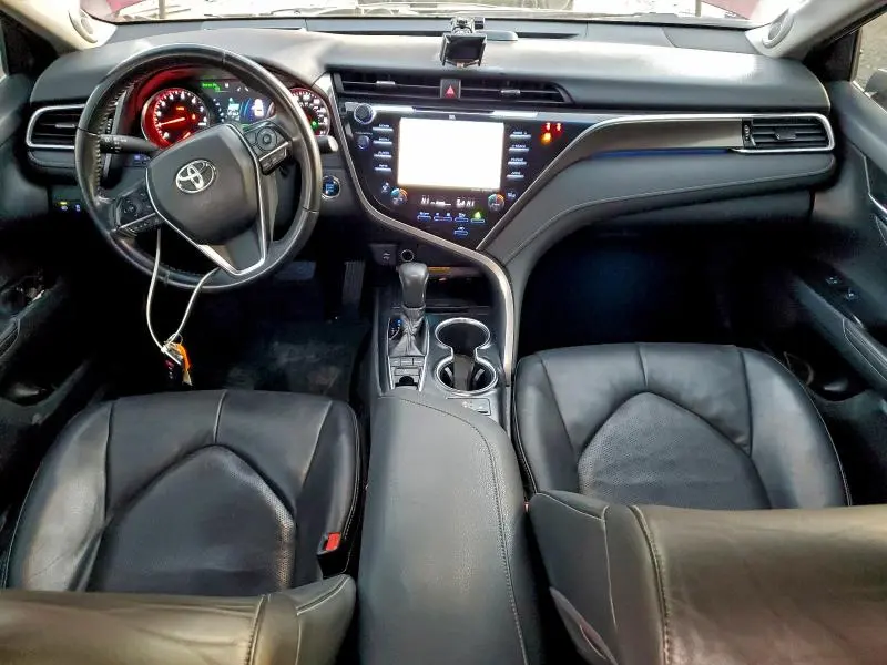 2018 TOYOTA CAMRY XSE  
