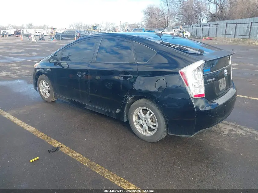 2011 TOYOTA PRIUS THREE