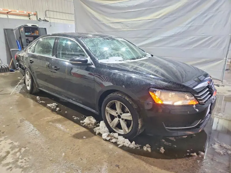 2012 VOLKSWAGEN PASSAT SE  