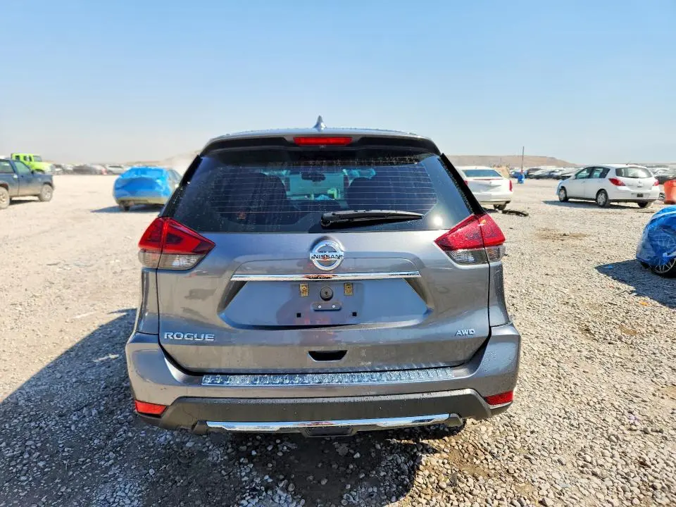 2018 NISSAN ROGUE S  