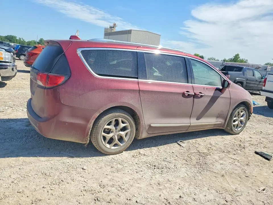 2018 CHRYSLER PACIFICA TOURING L PLUS  