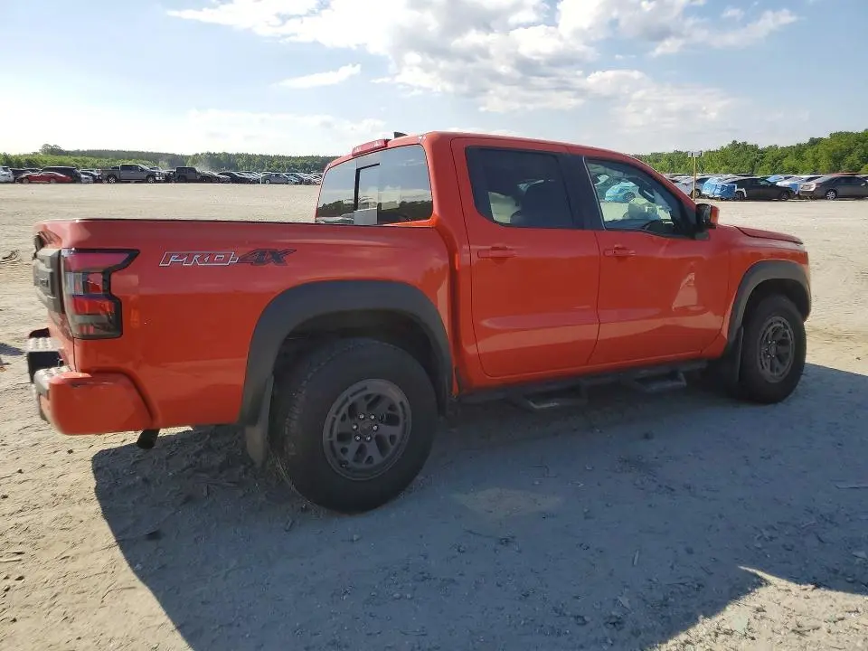 2025 NISSAN FRONTIER PRO-4X  
