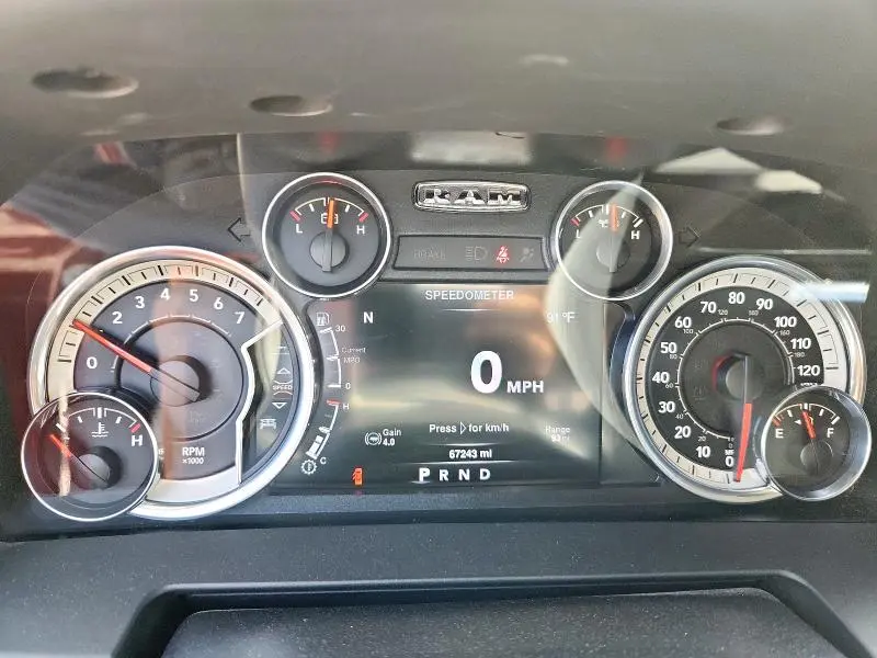 2016 RAM 1500 SPORT  