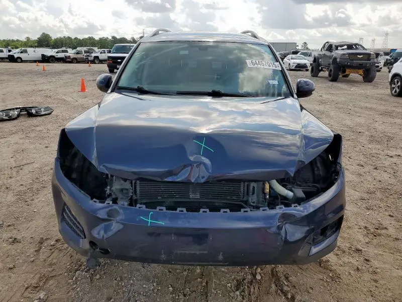 2016 VOLKSWAGEN TIGUAN S  