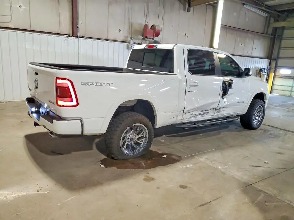 2020 RAM 1500 LARAMIE  