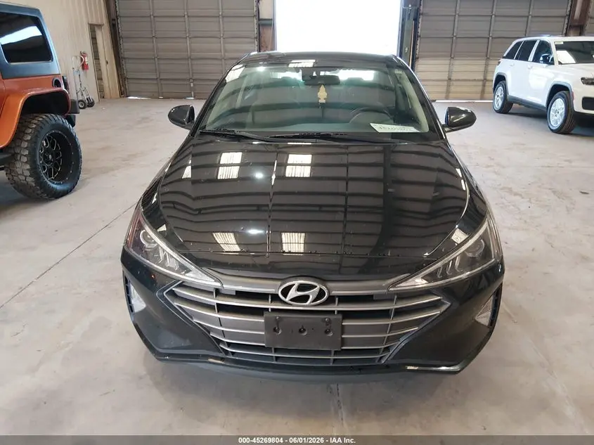 2020 HYUNDAI ELANTRA SE