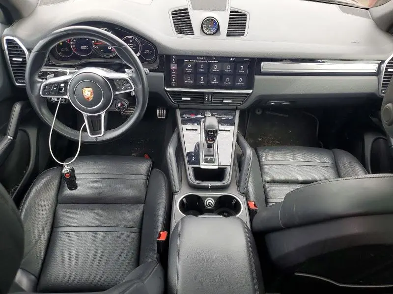 2019 PORSCHE CAYENNE S  