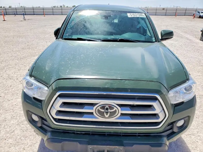 2021 TOYOTA TACOMA SR5 V6  