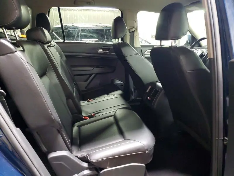 2018 VOLKSWAGEN ATLAS SE  