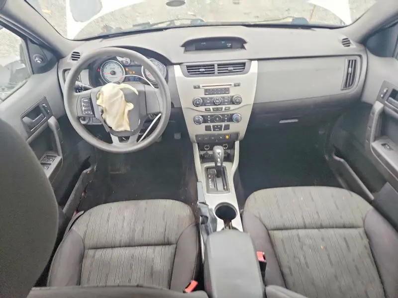 2011 FORD FOCUS SE  