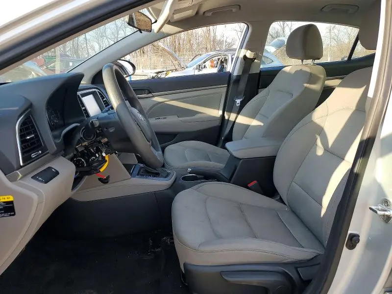 2017 HYUNDAI ELANTRA SEL  
