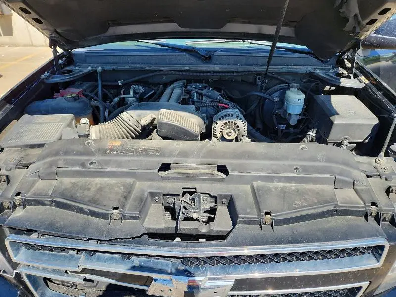 2011 CHEVROLET SUBURBAN K1500 LT  