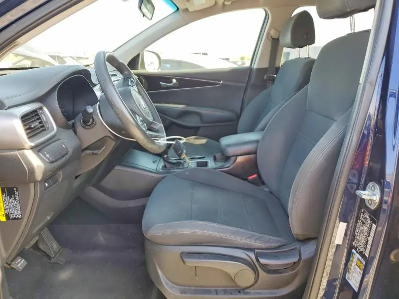 2018 KIA SORENTO LX V6  