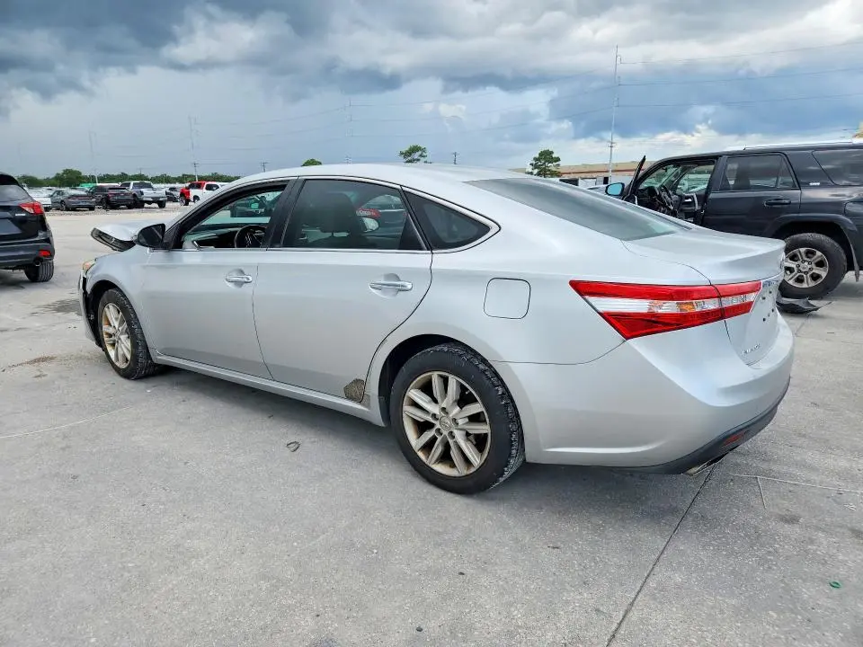 2013 TOYOTA AVALON XLE  