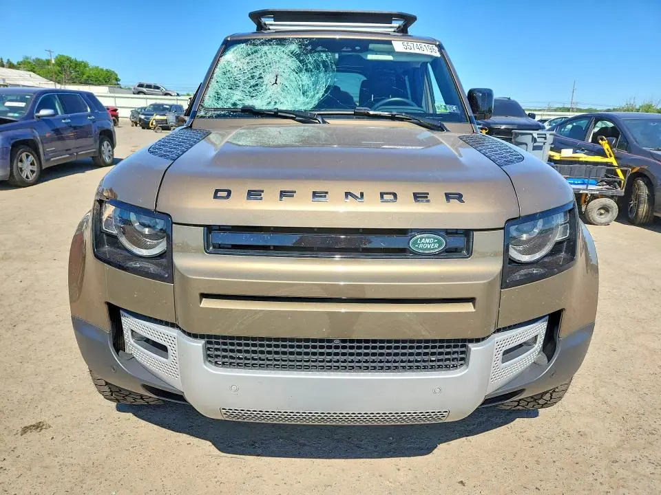 2024 LAND ROVER DEFENDER 110 S  