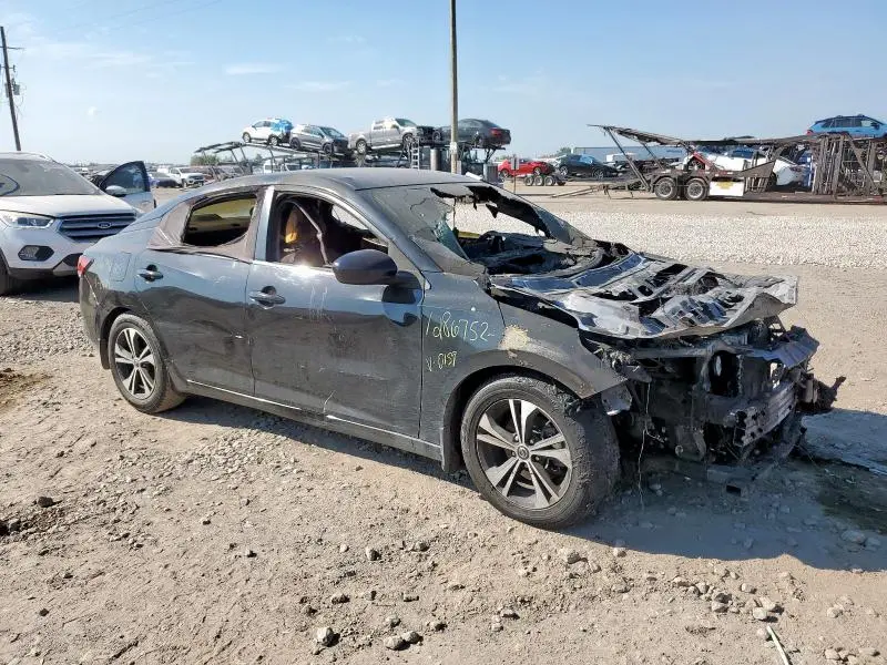 2022 NISSAN SENTRA SV  