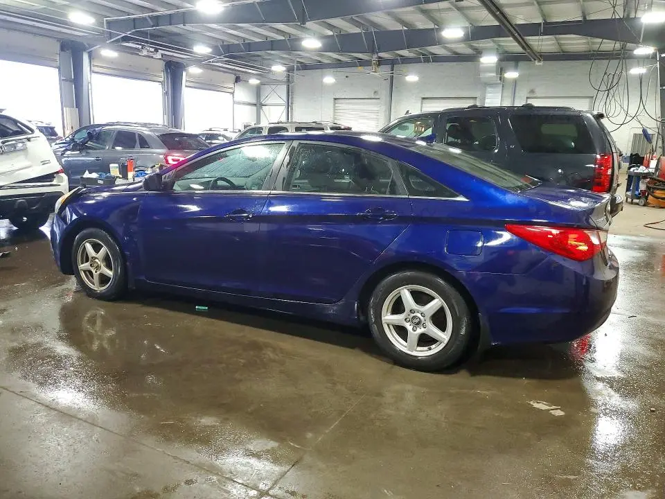 2012 HYUNDAI SONATA GLS  