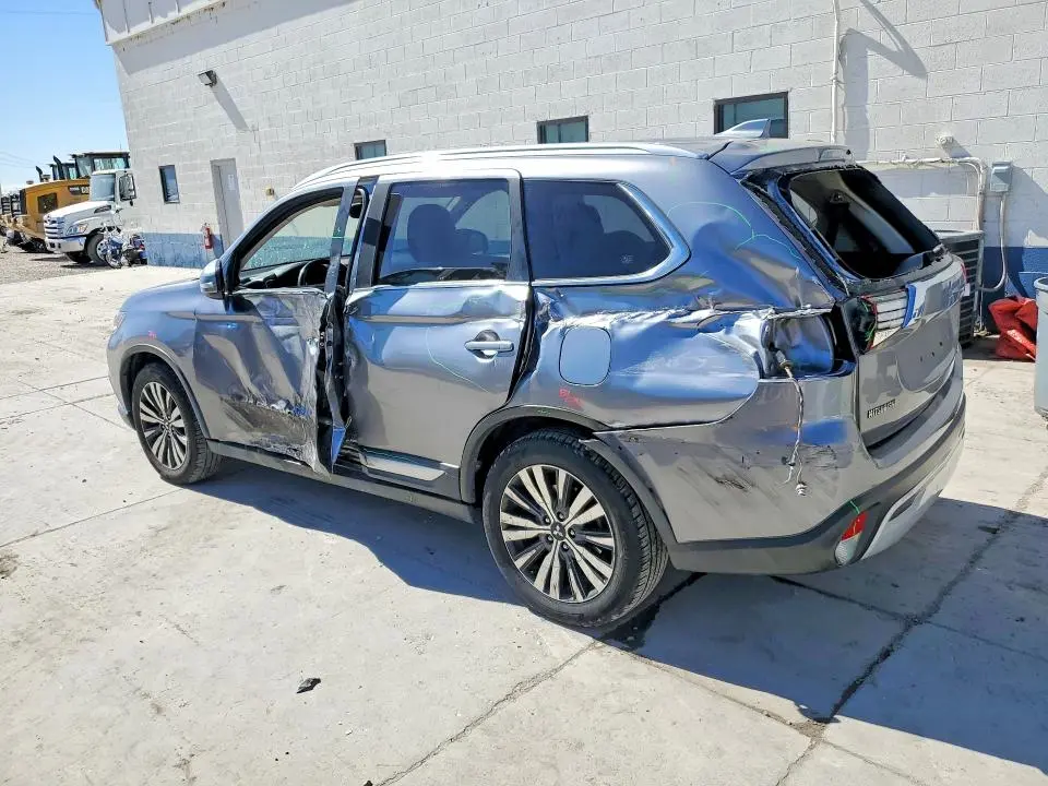 2019 MITSUBISHI OUTLANDER SE  